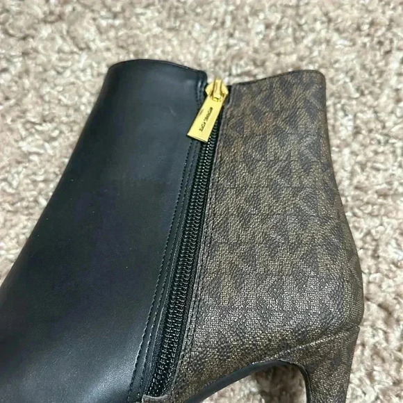 Michael Kors - Picture 7 of 10